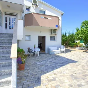  Apartment Nena Kroatien